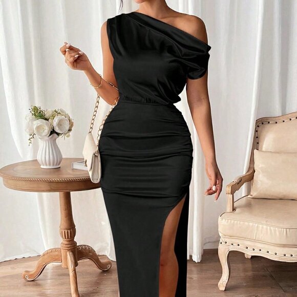 Black Elegant Women's Asymmetric Neck Side Slit Dress - Picture 4 of 5